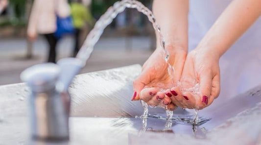 Comparando el agua de la canilla VS el agua del repuesto de filtro de agua