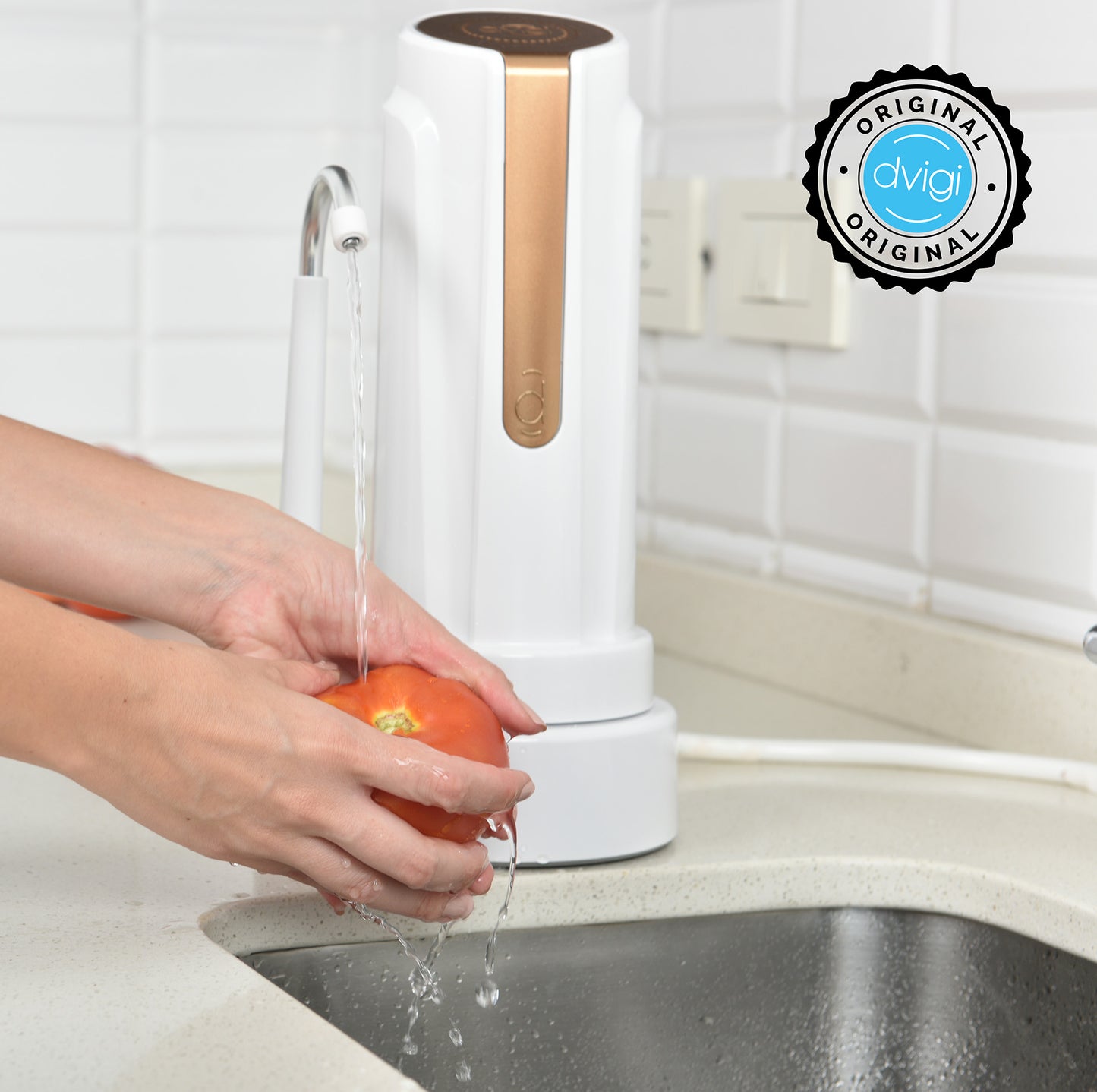 Purificador de agua Dvigi As Plus sobre mesada